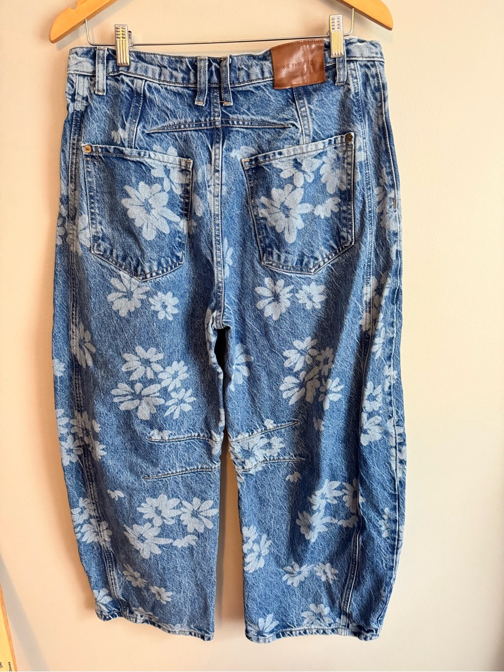 We the free people good luck barrel jeans 30 floral flowers boho euc - Picture 5 of 9